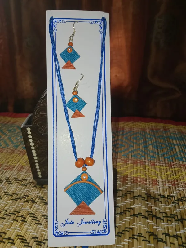 Blue_Fabric_Handmade_Necklace_Set_for_Women