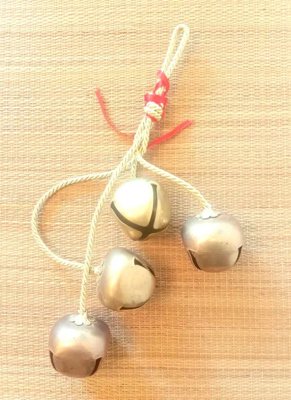 Brass_Traditional_Hanging_Bell_Set