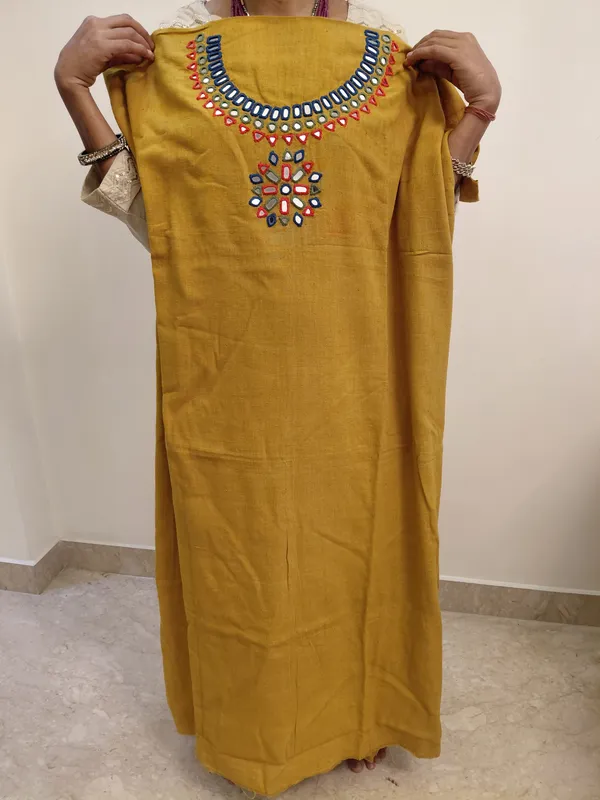 Mustard_Embroidered_Straight_Kurta_for_Women