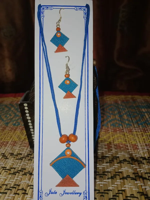 Blue_Fabric_Handmade_Necklace_Set_for_Women