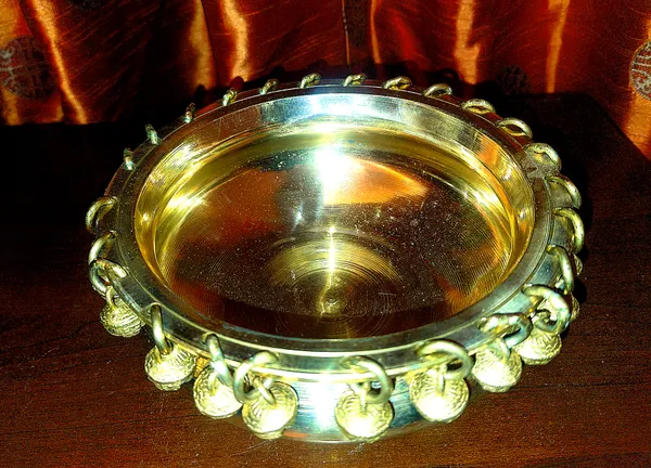 Metal_Decorative_Bell_Urli_Bowl