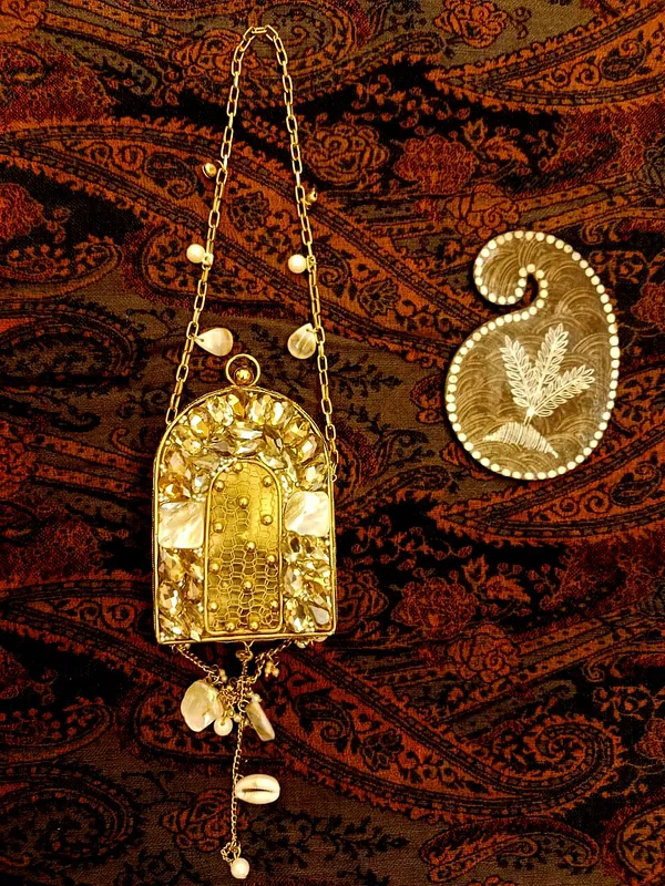 Gold_Tone_Beaded_Statement_Pendant_Necklace_for_Women