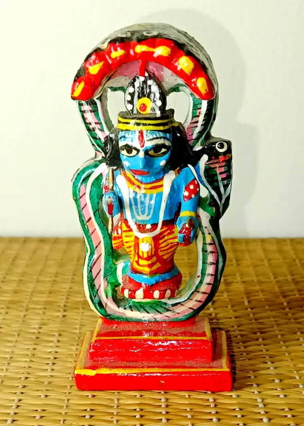 Painted_Krishna_Sheshnag_Idol