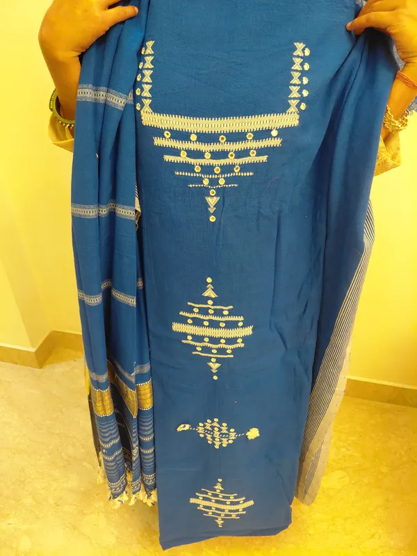 Blue_Embroidered_Ethnic_Suit_Set_for_Women