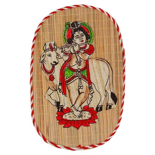 Oval_Shaped_Design_Bamboo_Hand_Crafted_Wall_Hangings_Of_Bal_Gopal_With_Holy_Cow_For_Home_Decor_Bamboo_Art_For_Wall_Decor