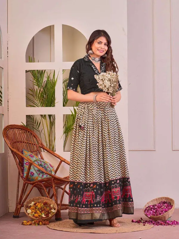Women_S_Tussar_Silk_Patola_Print_Lehenga_Choli_Set_With_Foil_Work