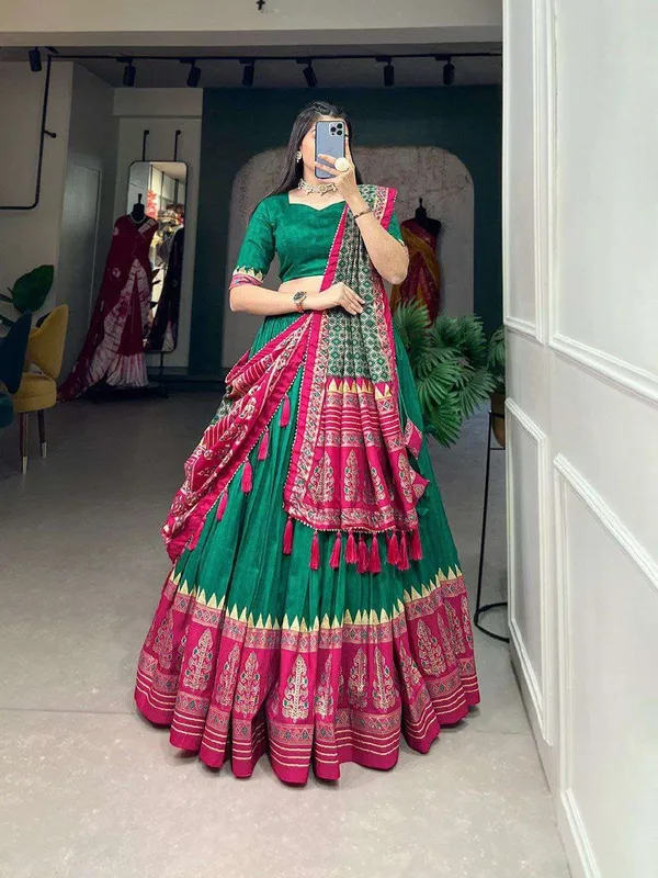 Women_S_Stitched_Ethnic_Lehenga_Choli_With_Zari_Border_And_Contrast_Dupatta
