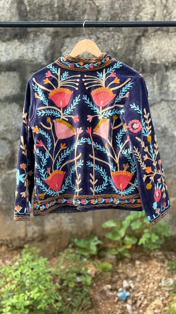 Womens_Navy_Blue_Velvet_Embroidered_Jacket_With_Floral_Design