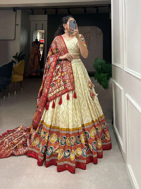 Women_S_Patola_Print_Lehenga_Choli_With_Dupatta_Traditional_Gujarati_Style_Festive_Wear