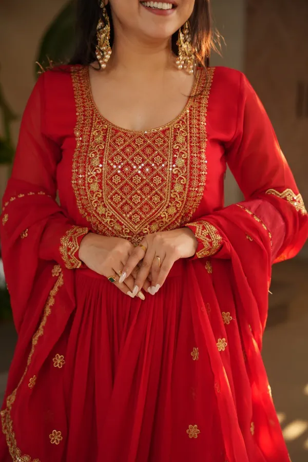 Women_S_Radiant_Red_Anarkali_Suit_Set_With_Golden_Zari_Sequin_Embroidery_Perfect_For_Festive_Wedding_Occasions