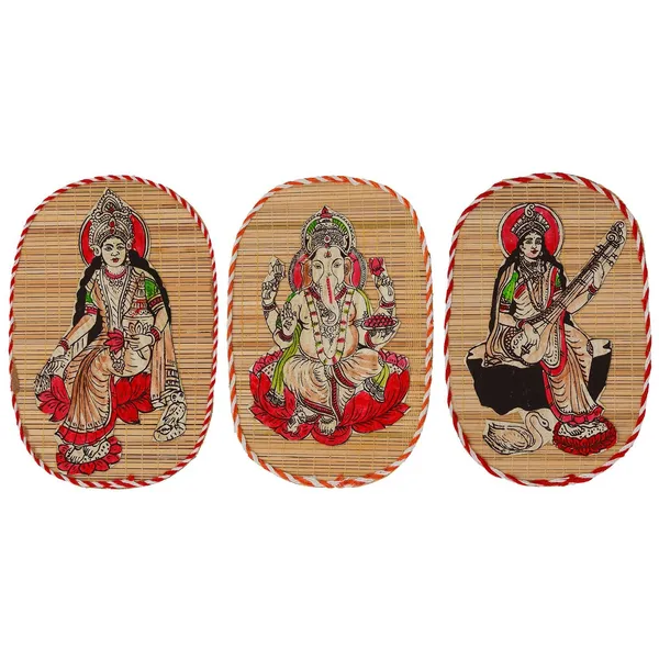 Bamboo_Hand_Crafted_Wall_Hangings_Of_The_Trio_Of_Ganesh_Ji_Laxmi_Ji_And_Sarwasti_Ji_Painting_For_Home_Decor