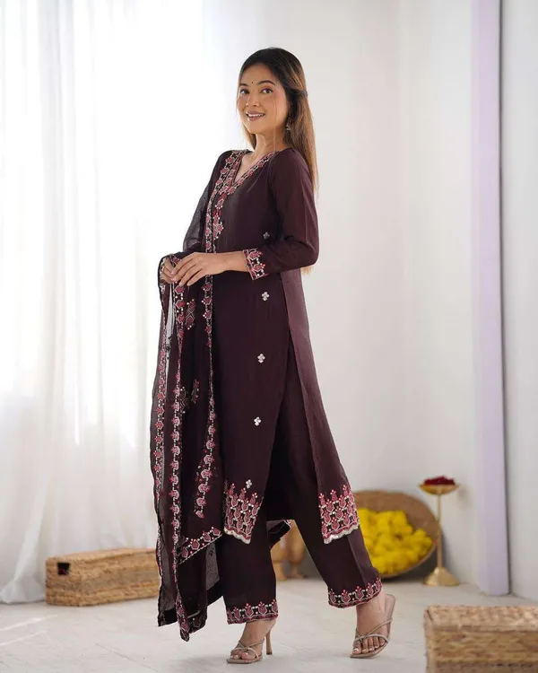 Women_S_Chinnon_Silk_Embroidery_Sequence_Work_And_Lace_Work_Straight_Kurti_With_Pant_And_Dupatta