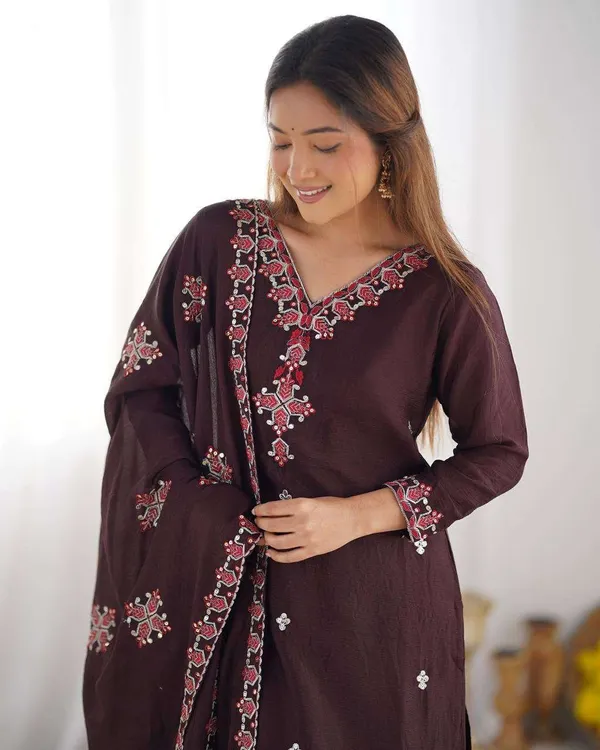 Women_S_Chinnon_Silk_Embroidery_Sequence_Work_And_Lace_Work_Straight_Kurti_With_Pant_And_Dupatta