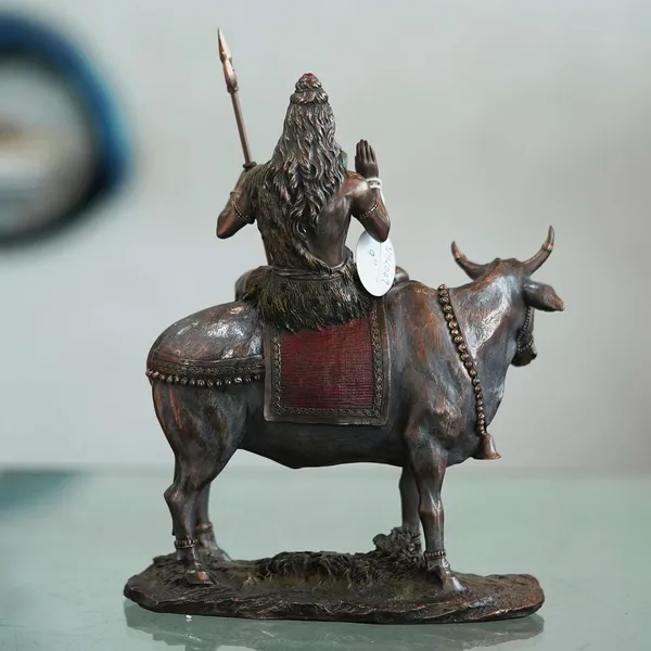 Shiv_With_Cow