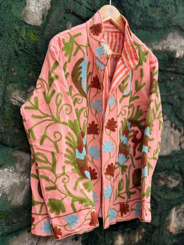 Womens_Light_Pink_Velvet_Embroidered_Jacket_With_Floral_Design