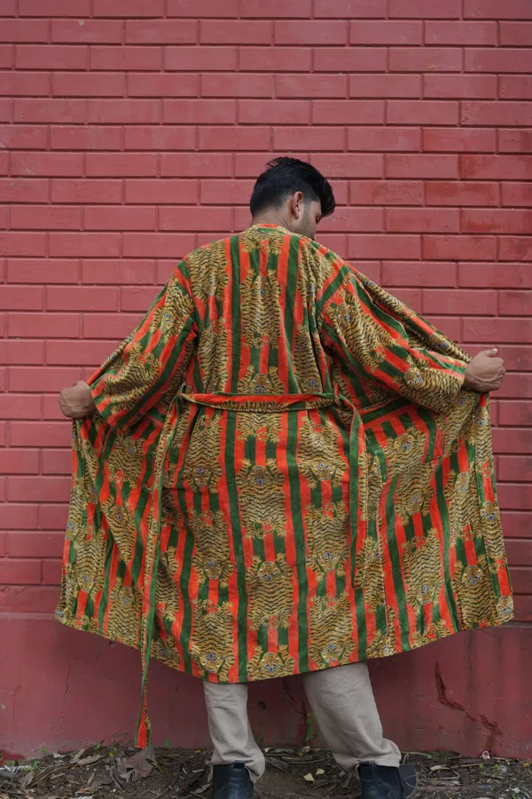 Womens_Red_Green_Velvet_Embroidered_Jacket_With_Floral_Design