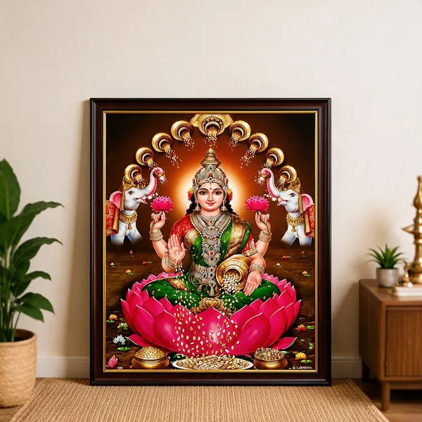 Dhanalakshmi_Photo_frame_for_Pooja
