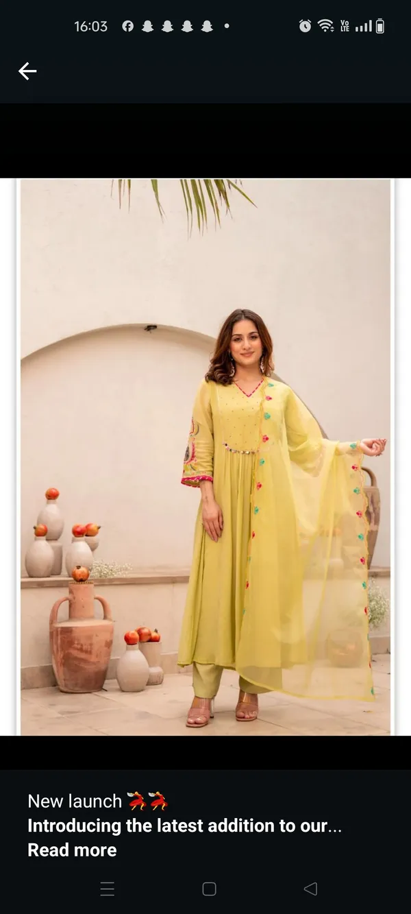 Yellow_Embroidered_Kurta_Set_With_Dupatta_For_Women