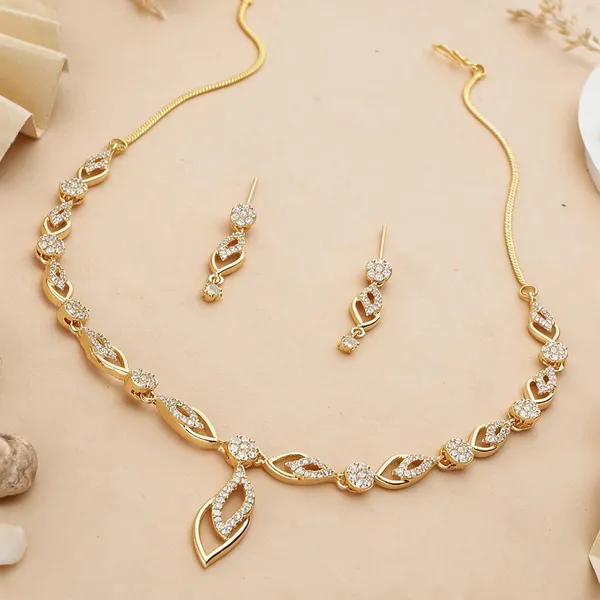 Gold_Brass_Floral_Drop_Necklace_And_Earrings_Set_For_Women