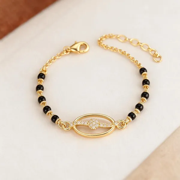 Gold_Brass_Black_Beaded_Floral_Bracelet_For_Women