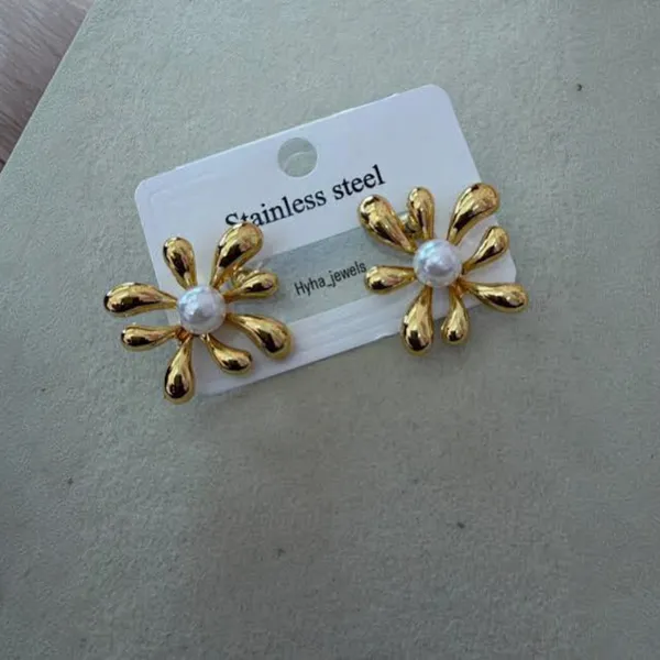 Gold_Stainless_Steel_Floral_Pearl_Petal_Stud_Earrings_For_Women_Pack_Of_2