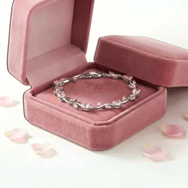 Gold_Stainless_Steel_Floral_Bracelet_For_Women