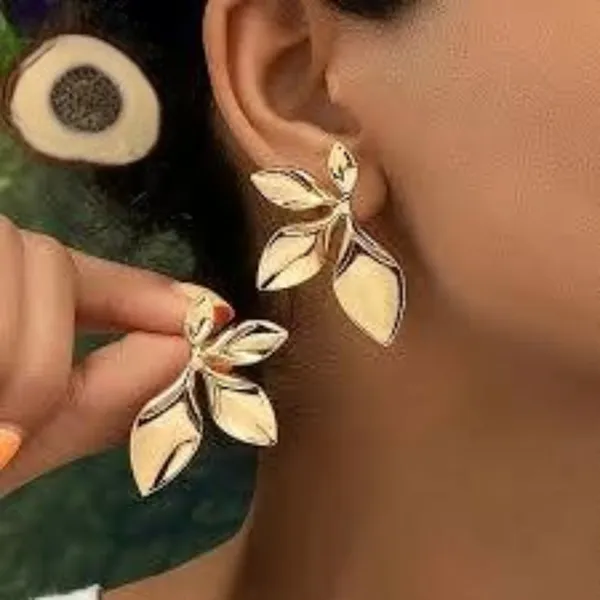 Gold_Stainless_Steel_Leaf_Stud_Earrings_For_Women_Pack_Of_2