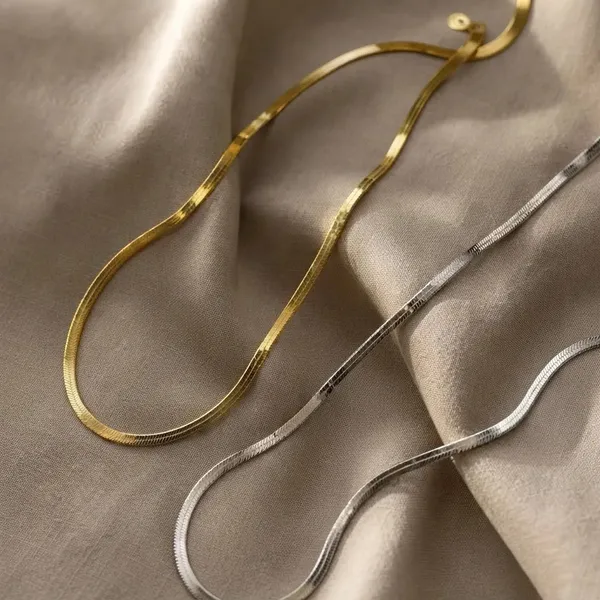 Gold_Stainless_Steel_Layer_Chain_Necklace_Set_For_Women
