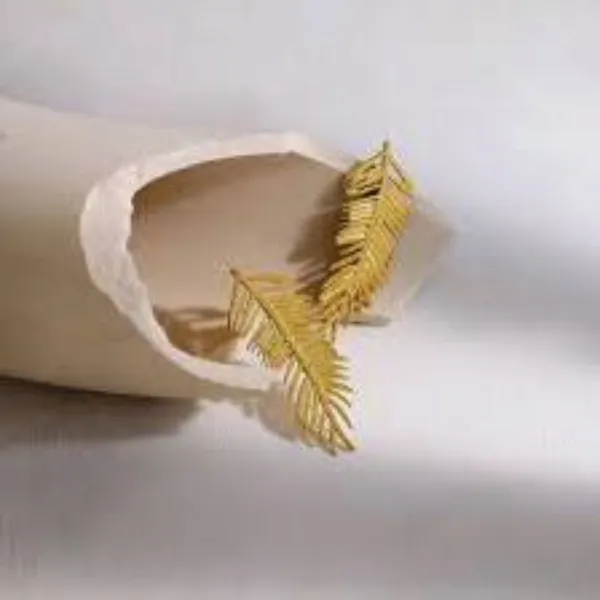 Gold_Tone_Leaf_Drop_Earrings_For_Women