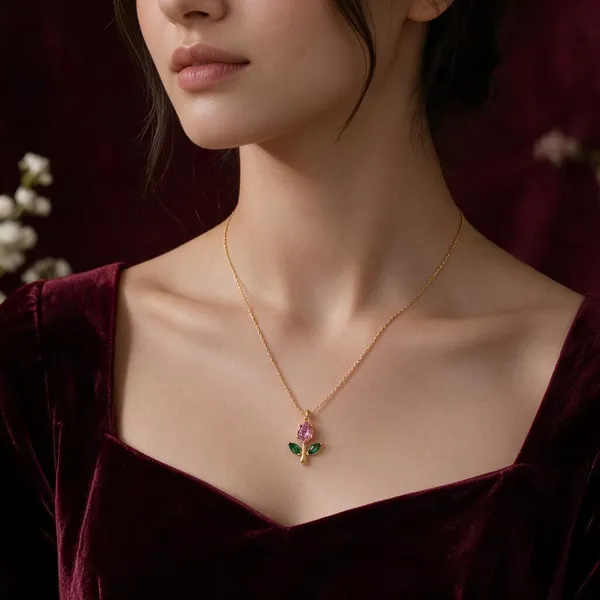 Gold_Tone_Green_Stone_Flower_Pendant_Necklace_For_Women