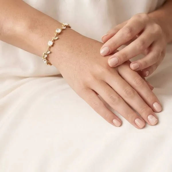 Gold_Stainless_Steel_Floral_Bracelet_For_Women