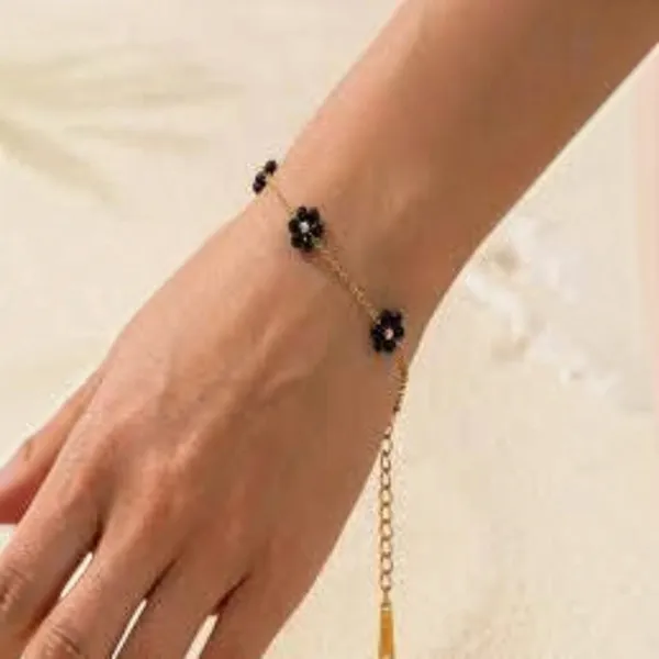 Gold_Tone_Mini_Clover_Chain_For_Women