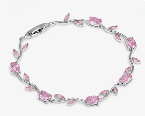 Gold_Stainless_Steel_Floral_Bracelet_For_Women