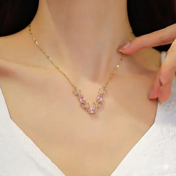 Gold_And_Pink_Stainless_Steel_Floral_Pendant_Necklace_For_Women