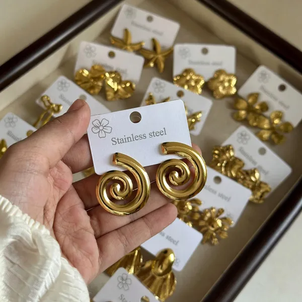 Gold_Tone_Spiral_Stud_Earrings_For_Women