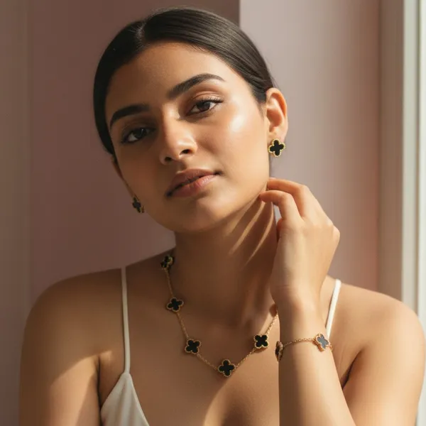 Gold_And_Black_Stainless_Steel_Clover_Necklace_Earrings_Bracelet_Ring_Set_For_Women