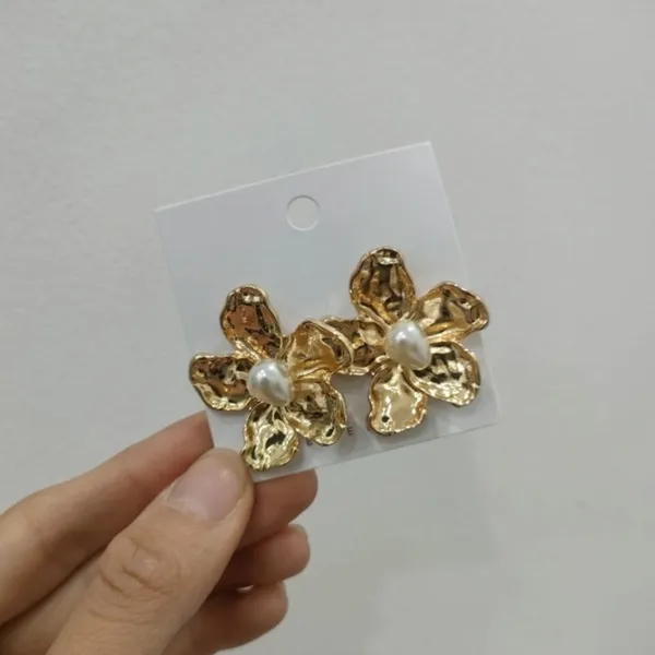 Gold_Stainless_Steel_Floral_Pearl_Stud_Earrings_For_Women_Pack_Of_2
