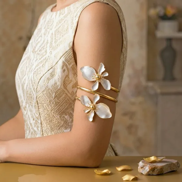 Gold_Stainless_Steel_Floral_Open_Arm_Cuff_For_Women