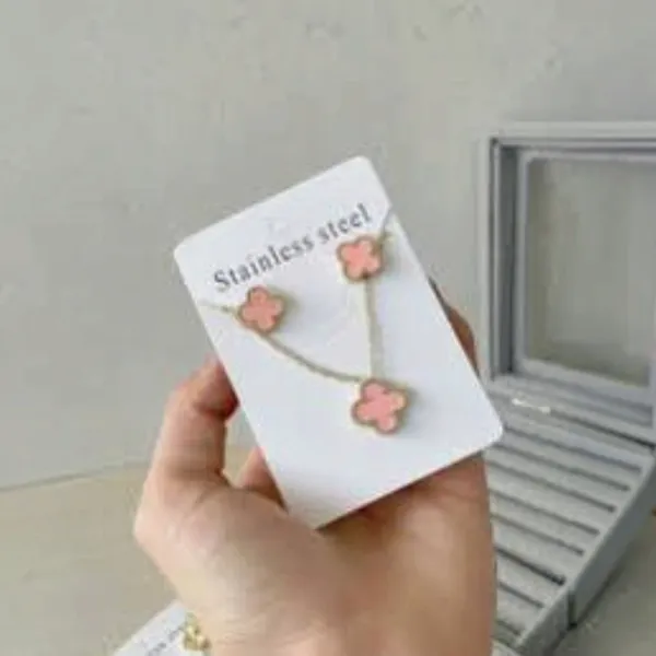 Pink_Clover_Necklace_And_Earrings_Set_For_Women