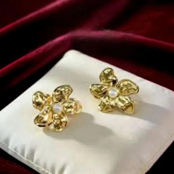 Gold_Stainless_Steel_Floral_Pearl_Stud_Earrings_For_Women_Pack_Of_2