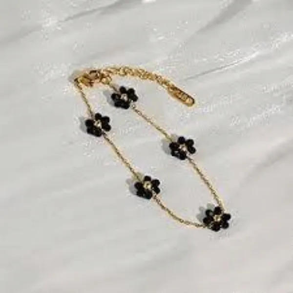 Gold_Tone_Mini_Clover_Chain_For_Women