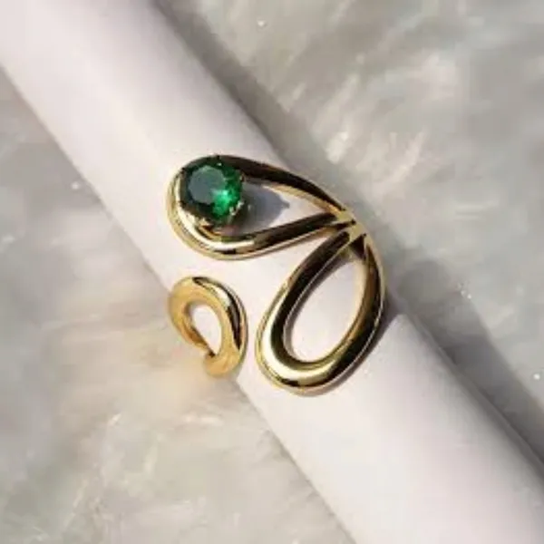 Gold_Tone_Green_Stone_Twist_Ring_For_Women