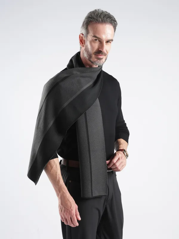 Black_Textured_Wrap_Scarf_for_Men
