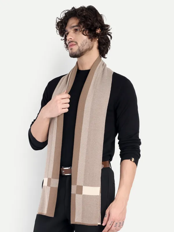 Beige_Woven_Pattern_Muffler_for_Men