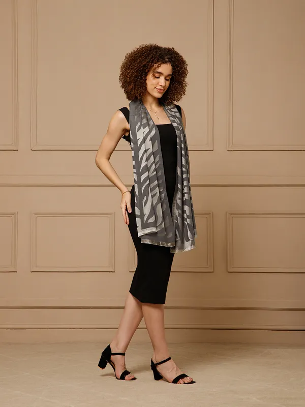 Grey_Abstract_Print_Scarf_for_Women