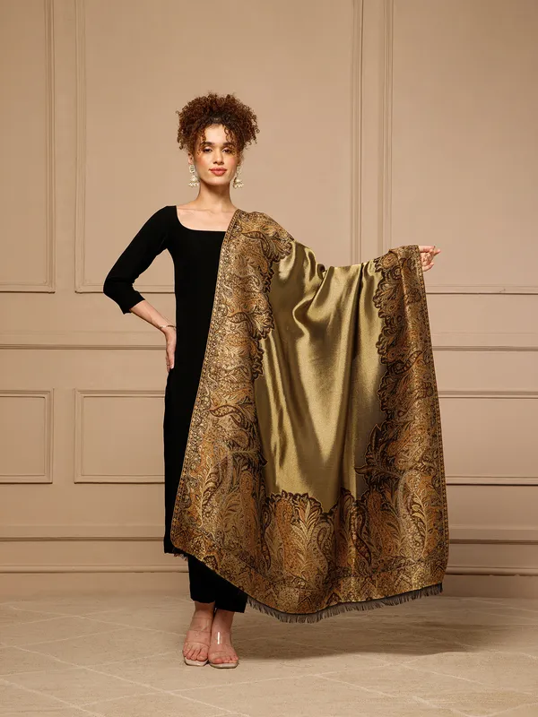 Gold_Paisley_Dupatta_For_Women