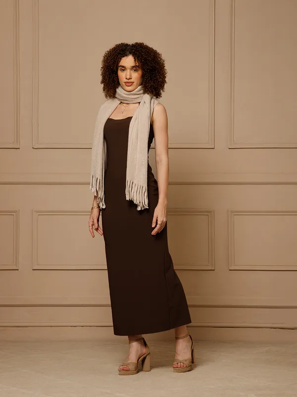 Beige_Ribbed_Knit_Shawl_for_Women