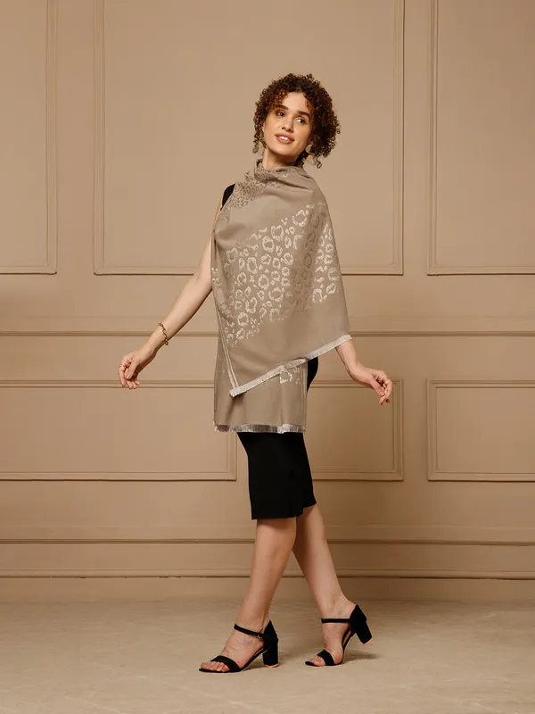 Taupe_Printed_Fringed_Scarf_for_Women