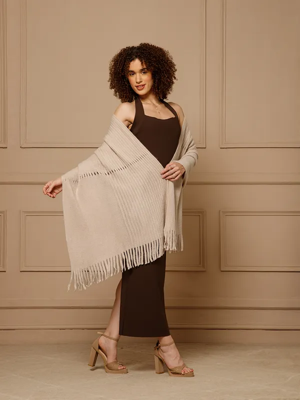 Beige_Ribbed_Knit_Shawl_for_Women