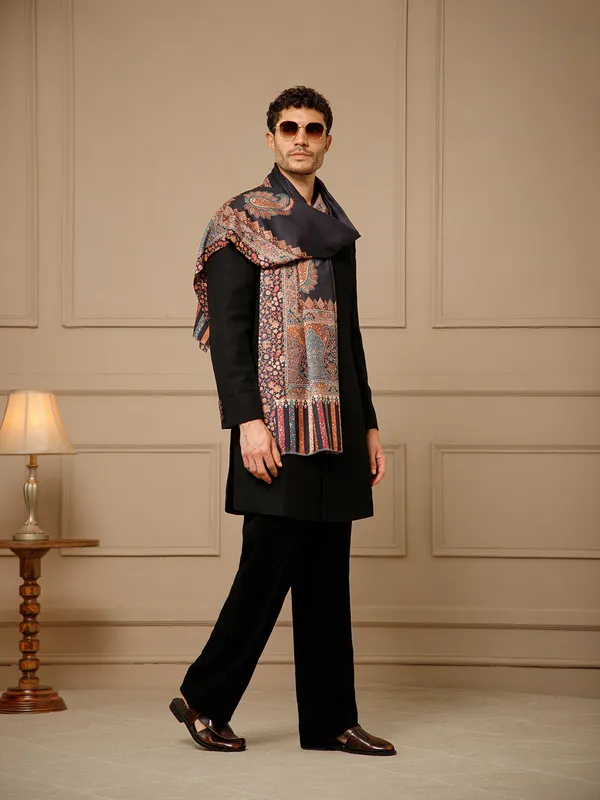 Black_Pashmina_Printed_Stole_for_Men